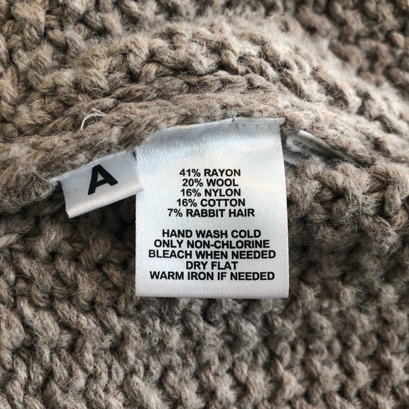 Ann Taylor Batwing Sweater - Picture 5 of 6